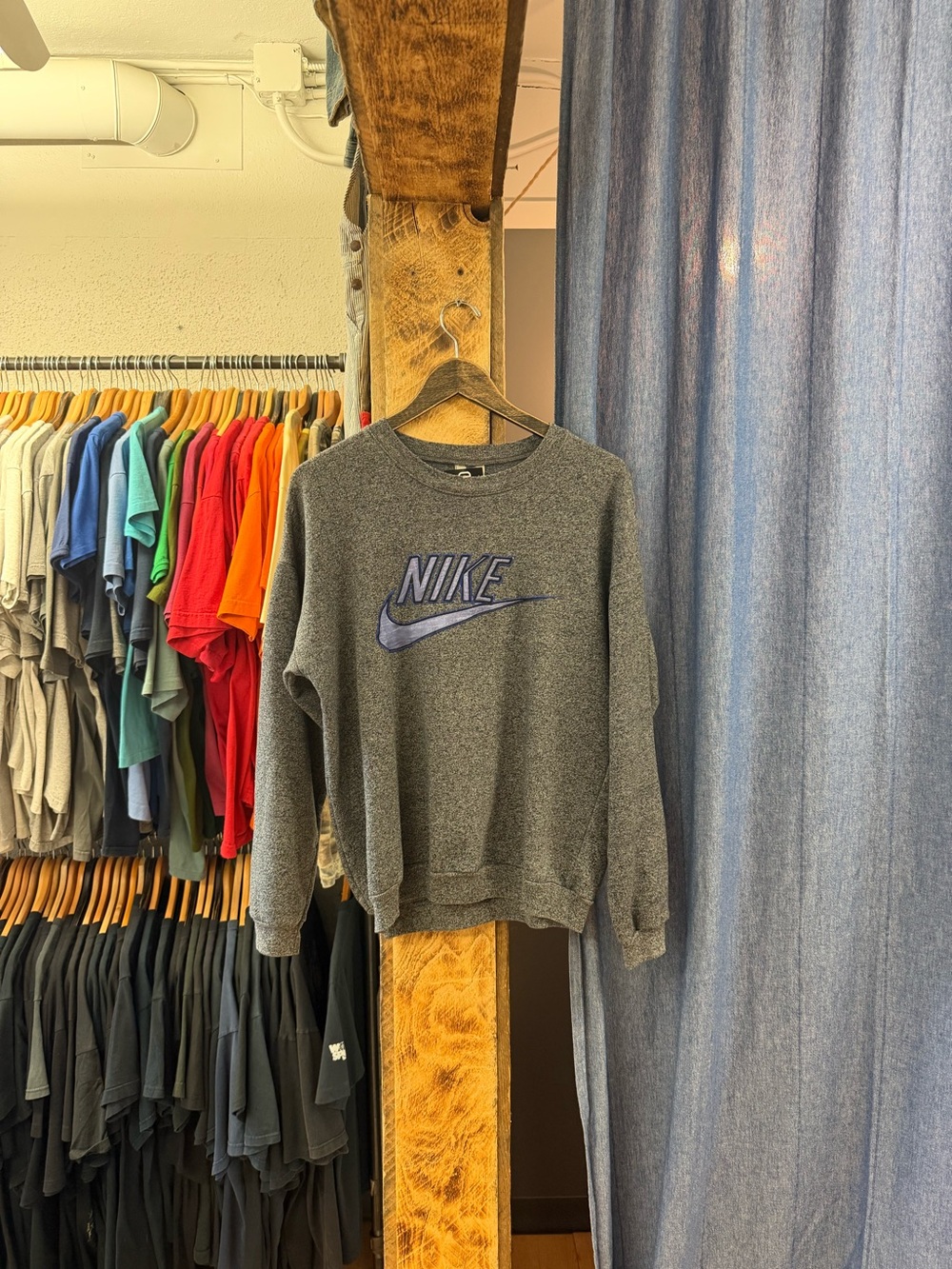 Vintage Nike grey sweatshirt